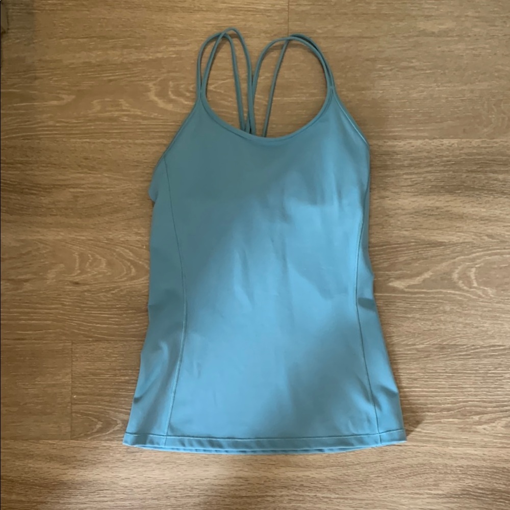 Lululemon blue tank size 6